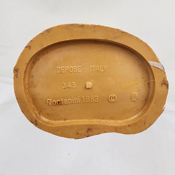 Vintage 1983 Depose Italy Fontanini #345 Woman Holding Water Jugs Figurine - Picture 6 of 8